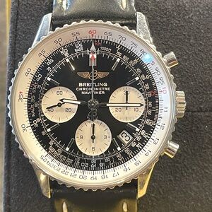 Excellent condition. Breitling Navitimer A23322